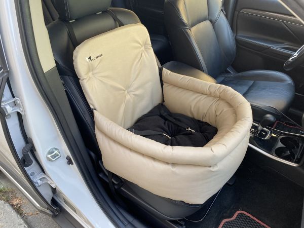 Автокрісло для Собак Happy Travel Beige