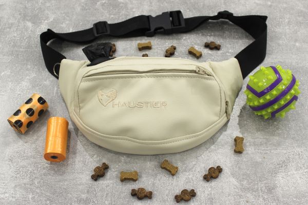Banana Bag For Training And Walking Ivory eco-leather