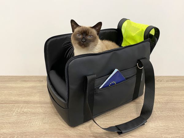 Carrying bag for Dogs & Cats Voyage Black faux leather