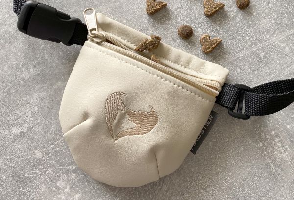 Dog treat bag Ivory