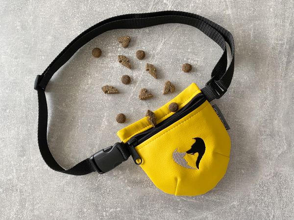 Dog treat bag Lemon