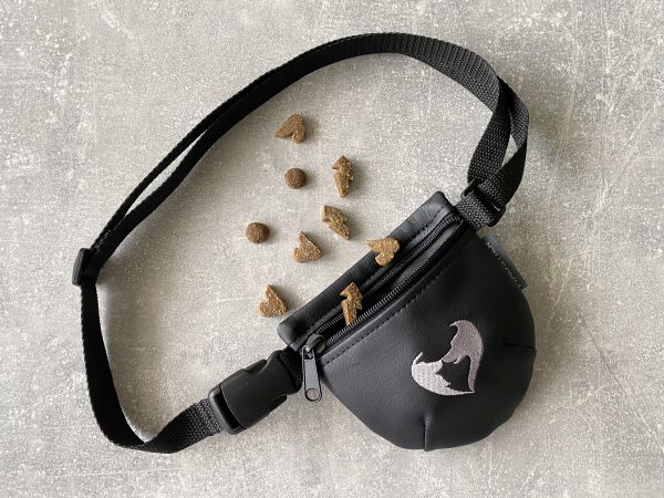 Dog treat bag Black