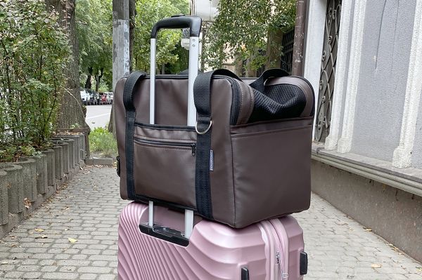 Сумка переноска для собак та котів Voyage Chocolate екошкіра